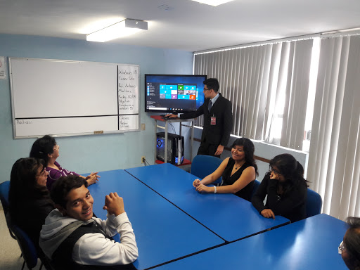INSTITUTO DE COMPUINGLES DE ORIENTE