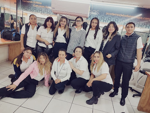 ACADEMIA DE BELLEZA REFLEJOS