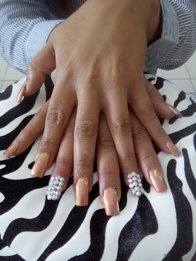Academia de Belleza Alejandra style