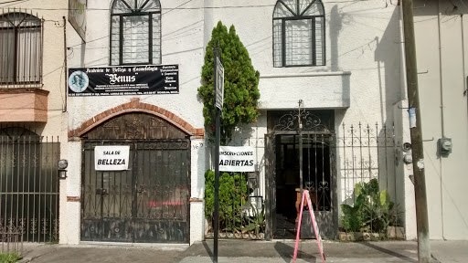 Academia de Belleza y Cosmetología Venus