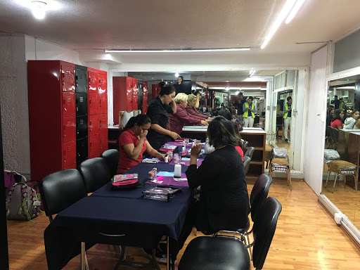 Auros Academia De Belleza