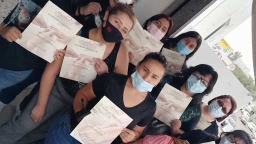 BEQUIU QUERÉTARO / ACADEMIA DE UÑAS