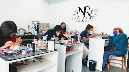 Cursos de Uñas by Nely Rms
