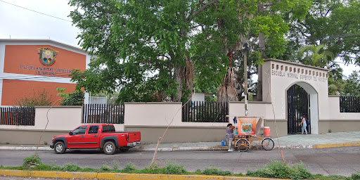 Escuela Normal Superior del Estado de Nayarit