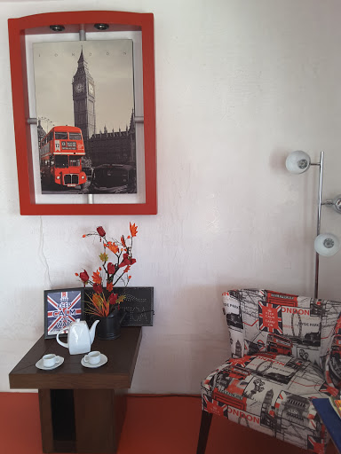 Estetica Londonhairdresser.
