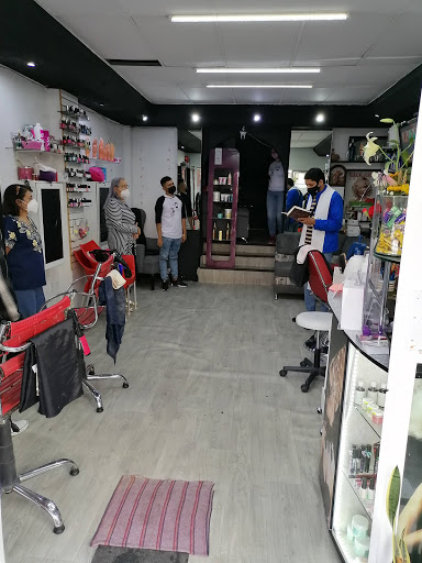 Esther Monroy Hair Studio and Academy