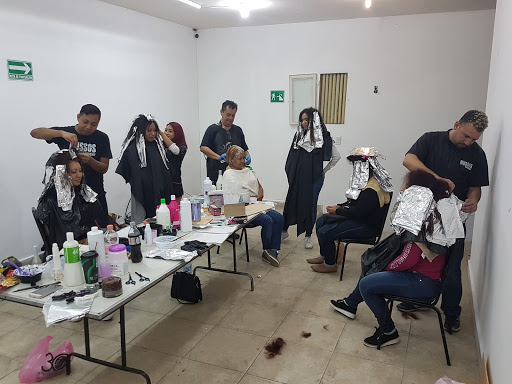 MUSSOS ACADEMY Escuela de Alta Peluquería y Barberia