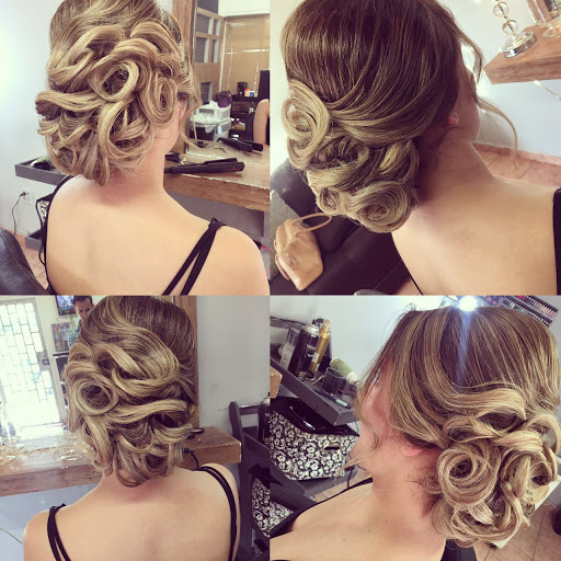 Martha Navarro Salon