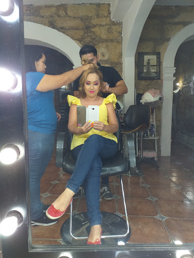 Miguel infante salon