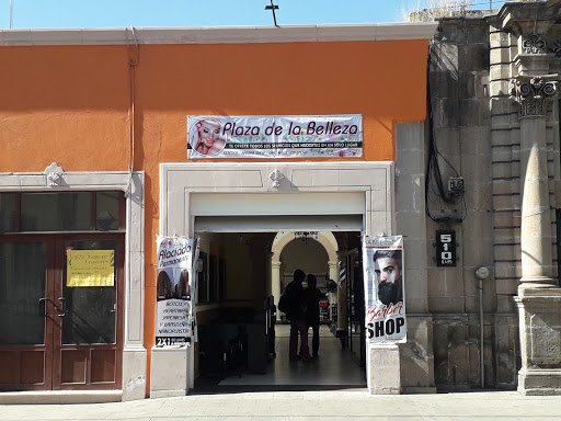 Plaza De La Belleza