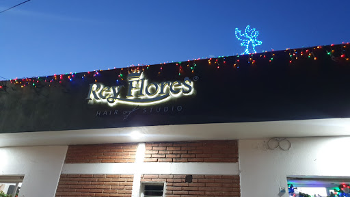 Rey Flores / Hair Studio