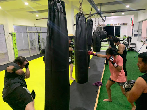 Strikers MMA - Kick boxing Colima