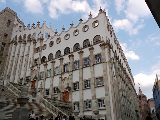 Universidad de Guanajuato: Dirección de Tecnologías de la Información