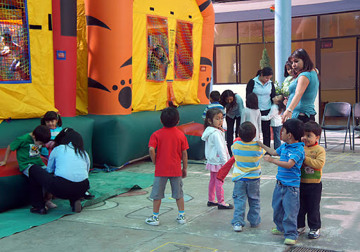 e.max Learning Institute